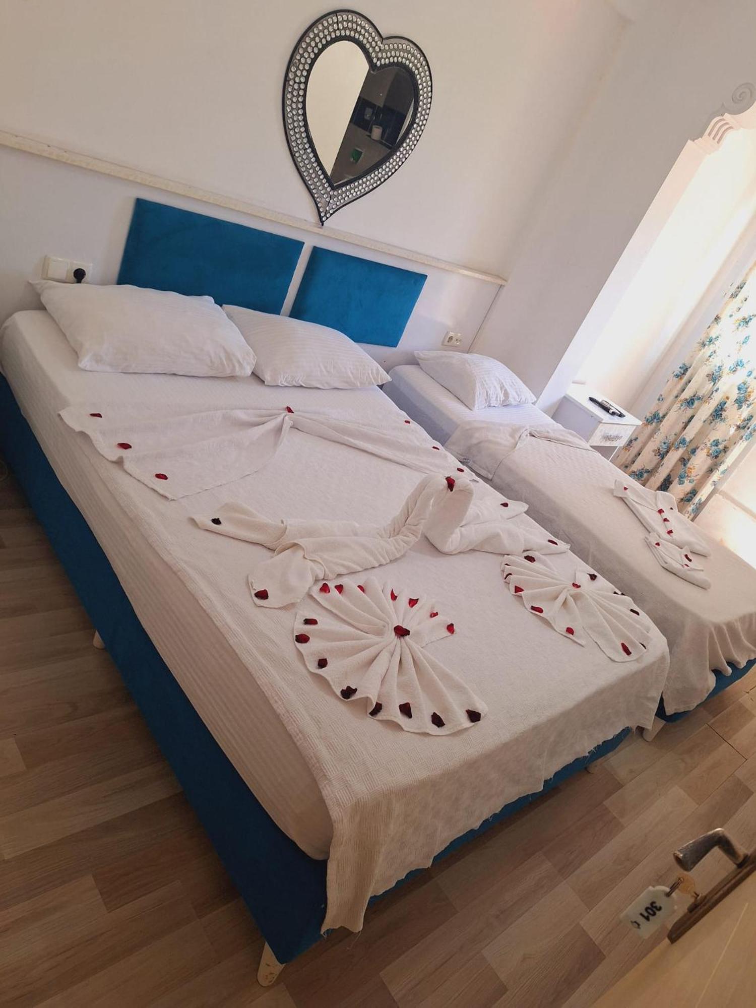 Alis Hotel Фетхие Экстерьер фото